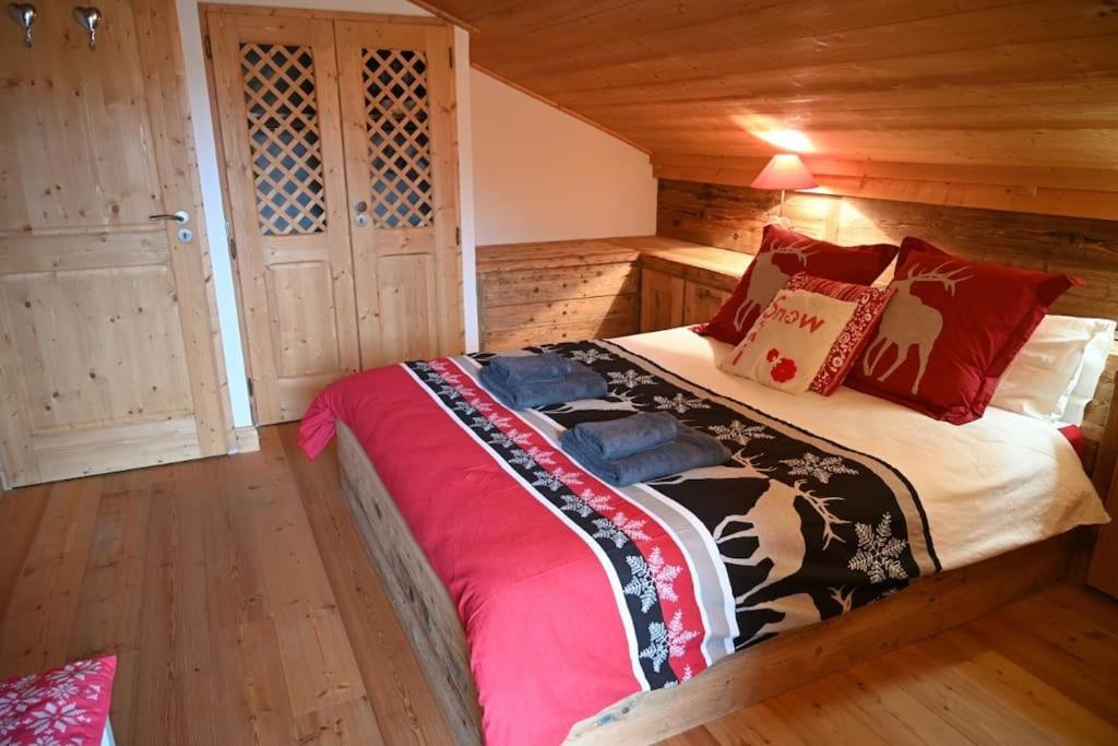 Three Bedroom Apartment, Samoens, Grand Massif Exterior photo